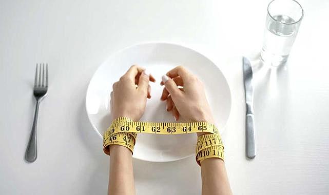 Yeme bozukluğunun arka planında çocukluk dönemi var!