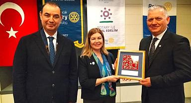Alsancak Rotary'nin Meslekte Üstün Hizmet Ödülü sektörün üçüncü kuşak temsilcisine...
