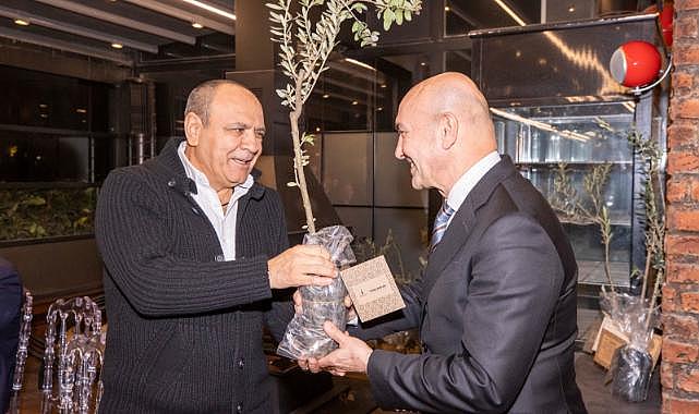 Başkan Soyer’in gıda desteği projesine İZSİAD desteği