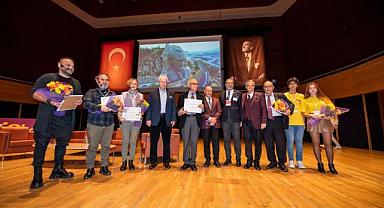 Başkan Soyer ‘İz Bırakmanın Sırları’ panelinde konuştu: