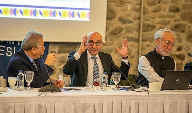 Başkan Soyer yeni belediye binası için İEKKK’yi topladı: Sadece bina değil, demokrasi anıtı yapacağız