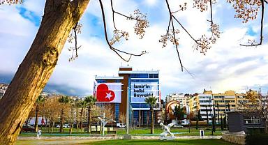 'Bayraklı Çözüm Merkezi' yüzleri güldürüyor: 8 ayda 8 bin talep sonuçlandırıldı