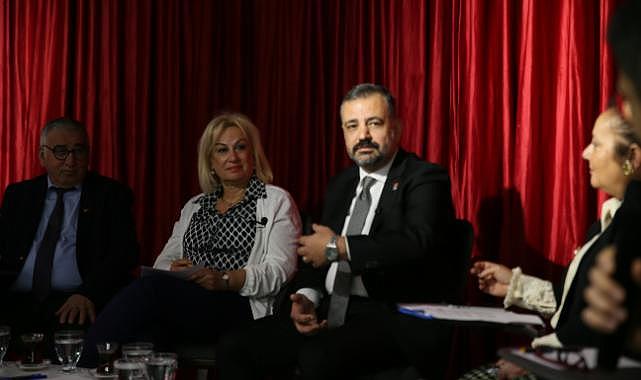 CHP İzmir İl Başkanı Aslanoğlu’ndan gazetecilere samimi cevaplar 