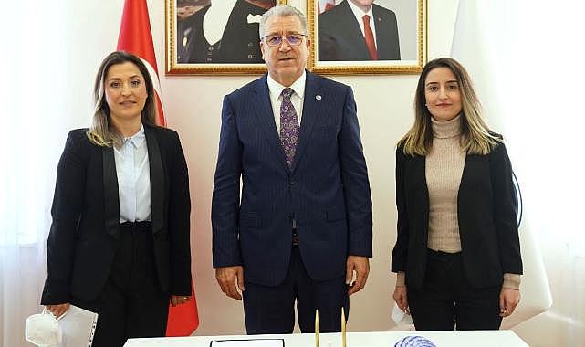 Egeli bilim ekibinden depremde kritik öneme sahip yapıların kayıplarını önleyecek proje