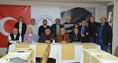 Gazetecilerin yönetmelik isyanı