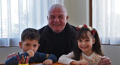 İlk karne Başkan Karakayalı'dan