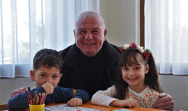 İlk karne Başkan Karakayalı&#039;dan