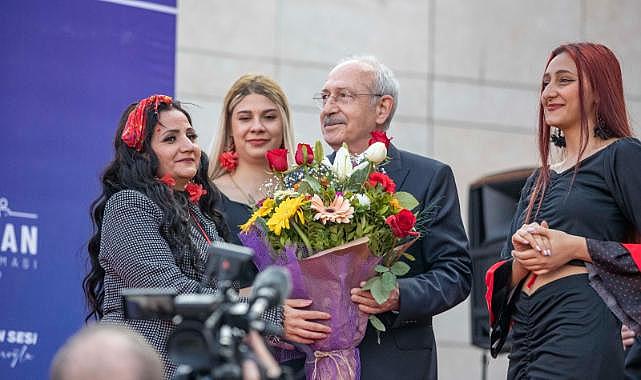 İzmir&#039;de Roman buluşması