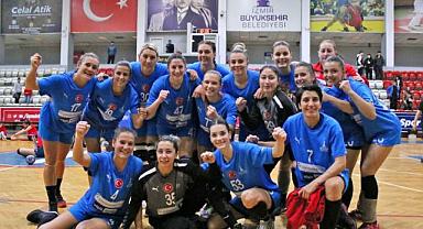 İzmir ekibinin gözü turda