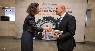 "İzmir'in Yüzyılına İz Bırakanlar" kitabı tanıtıldı