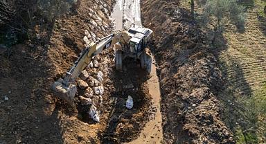 İZSU’dan Kaklık Çayı’na acil müdahale