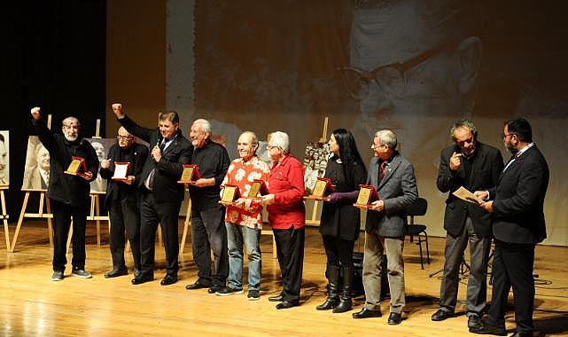 Karşıyaka, Nazım Hikmet&#039;i andı
