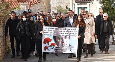 Uğur Mumcu Foça'da Anıldı
