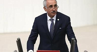 AKP'li Vekil Enkaz Altında!