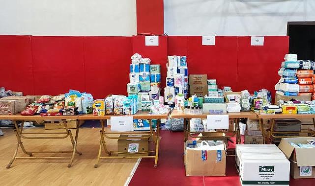 Balçova&#039;da depremzedelerin yaraları sarılıyor