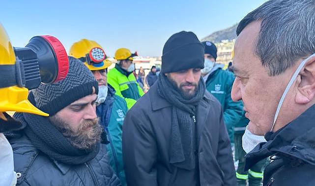 Başkan Batur deprem bölgesinde
