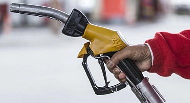 Benzinin ardından motorinde de indirim