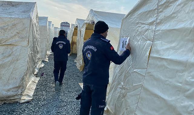 Çadırlar hızla kuruldu