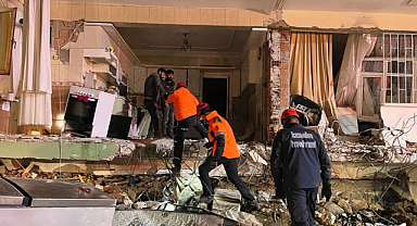 Depremde hayatını kaybeden basın emekçileri...