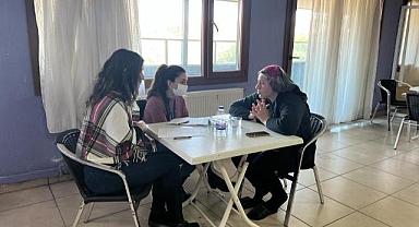 Depremzedeler İzmir Büyükşehir Belediyesi'nin sosyal tesislerine yerleştirildi