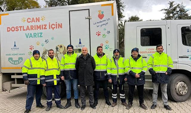 İzmir Büyükşehir Belediyesi depremden etkilenen hayvanları unutmadı
