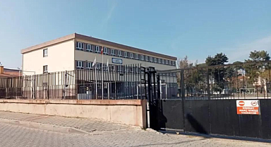 İzmir'de 8 okulun tahliyesine başlandı