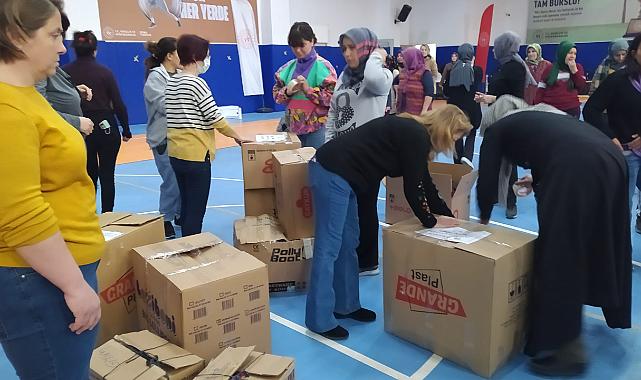 İzmir İl Milli Eğitim Müdürlüğü Kahramanmaraş Depreminin Yaralarını Sarmak İçin Var Gücüyle Çalışıyor