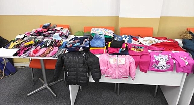 İzmir Kınık'ta afetzede misafirler için sosyal market açıldı