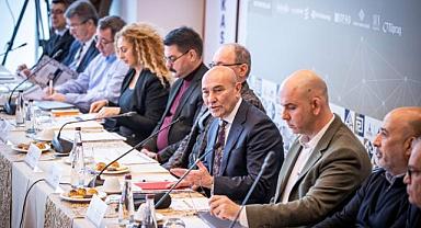 Soyer: "Bu kadim topraklardan dünyaya bizim de söyleyeceklerimiz var"