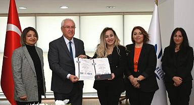 Toplam Kalite Yönetimi Belgesi “ISO 9001” Karabağlar'da