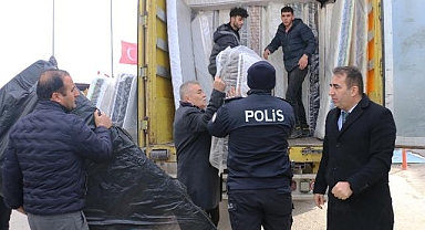 Torbalı Ticaret Odası'ndan Adana'ya 2 tır yardım gönderildi