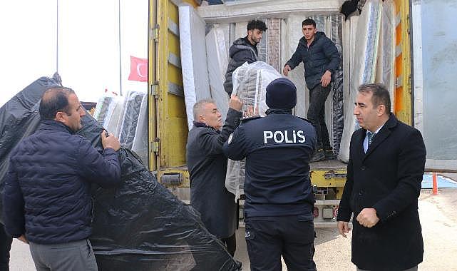 Torbalı Ticaret Odası&#039;ndan Adana&#039;ya 2 tır yardım gönderildi