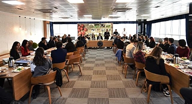 Yerel yönetimler eğitim kurulu Kemalpaşa'da toplandı