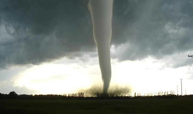 ABD&#039;de etkili olan hortum 14 can aldı