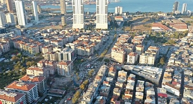 Bayraklı'da evlerin yüzde 70'i çürük!