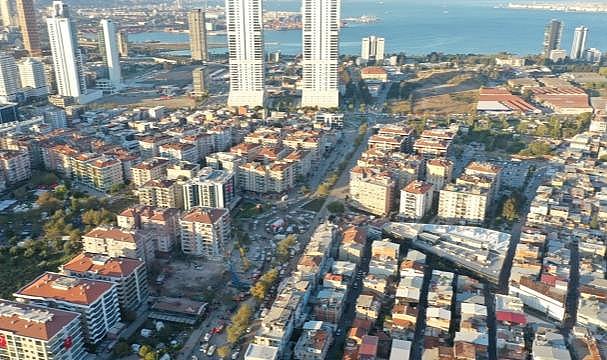 Bayraklı&#039;da evlerin yüzde 70&#039;i çürük!