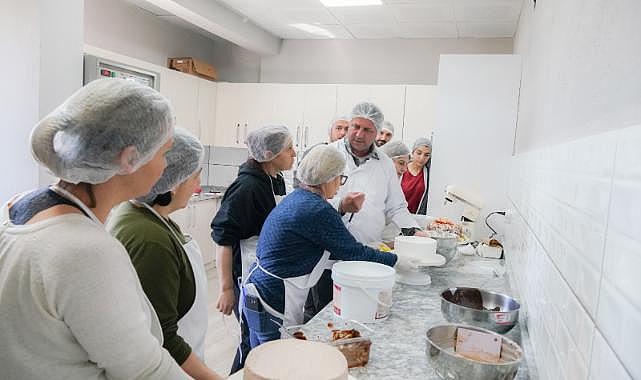 Çeşme&#039;de Meslek Fabrikası hayata geçirildi