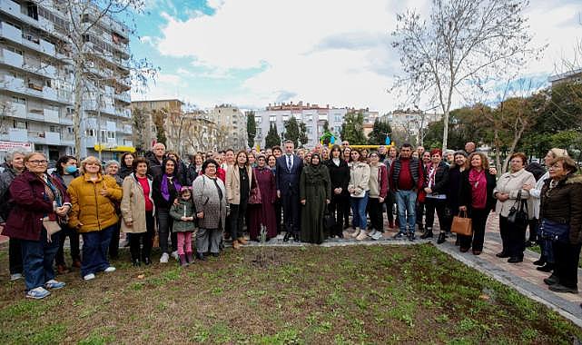 CHP Bayraklı, kadınlar anısına fidan dikti