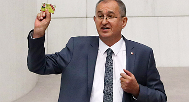 CHP'li Sertel basın kartlarıyla ilgili üç önergede 11 ayrı soru sordu, tek yanıt aldı!