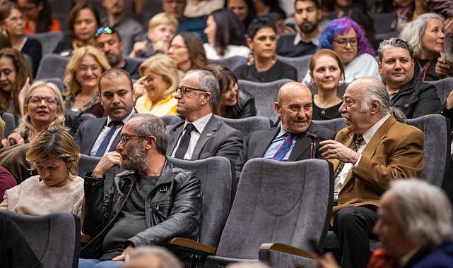 Dünya Tiyatro Günü&#039;nde &quot;3 Nalla 1 At&quot; Oyununun Galası Yapıldı