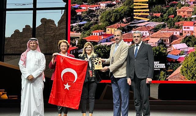 Dünyanın en iyi turizm köyü Birgi ödülüne kavuştu