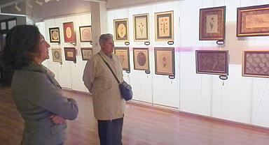 Ebru Ustasından Renklerin Suyla Dansı Sergisi