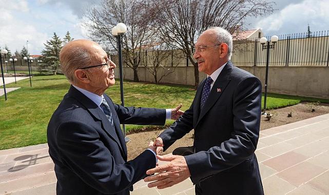 Eski Cumhurbaşkanı Sezer&#039;den Kılıçdaroğlu&#039;na Destek