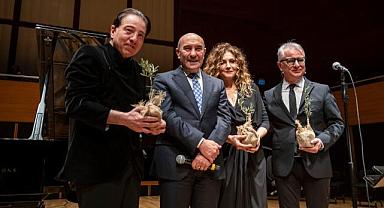 Fazıl Say ile Serenad Bağcan dayanışma için sahne aldı