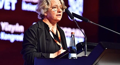 Foggo: "Yoksulluğu bitirecek tek şey yoksullukla mücadele edenleri dinlemek"