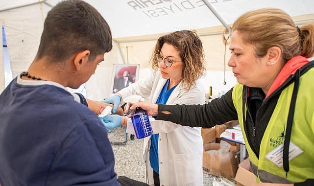 &quot;Gönüllü hekimlere fırsat veren Başkan Soyer&#039;e teşekkür ediyorum&quot;