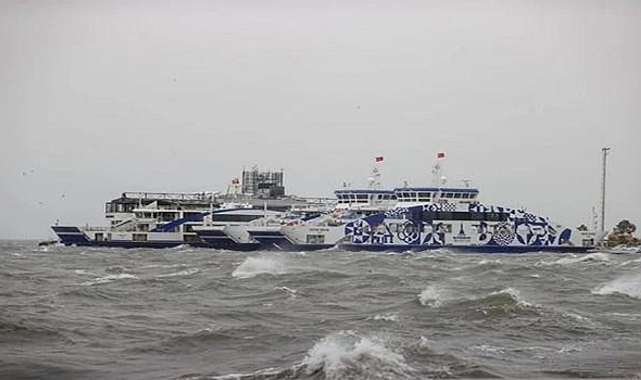 İZDENİZ açıkladı: Vapur seferleri iptal edildi