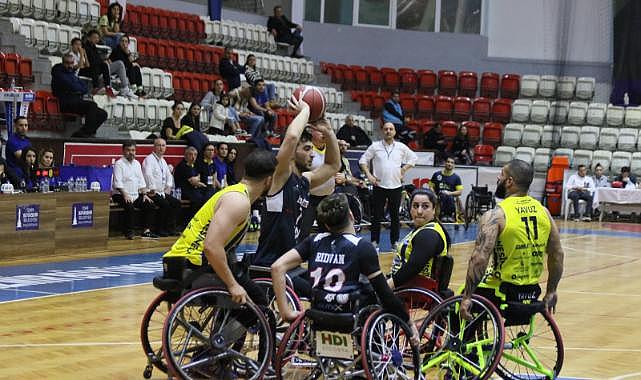 İzmir Büyükşehir Belediyesi dev organizasyonu ikinci sırada tamamladı