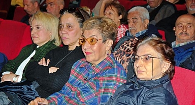 İzmir'de mahalle afet gönüllüleri eğitimleri başladı