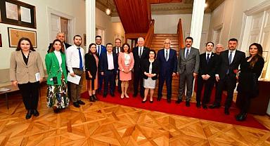 İzmir ile Frankfurt arasındaki ilişkiler güçleniyor